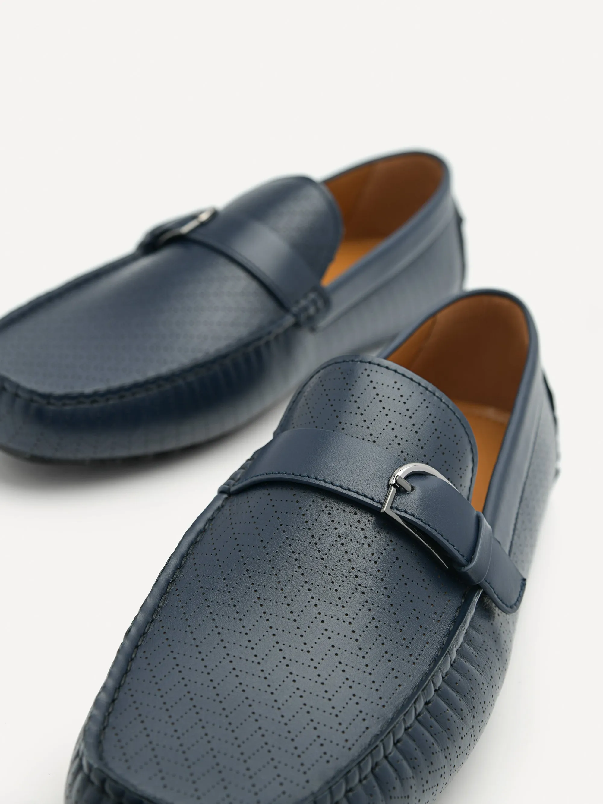 Leather Band Buckle Moccasins