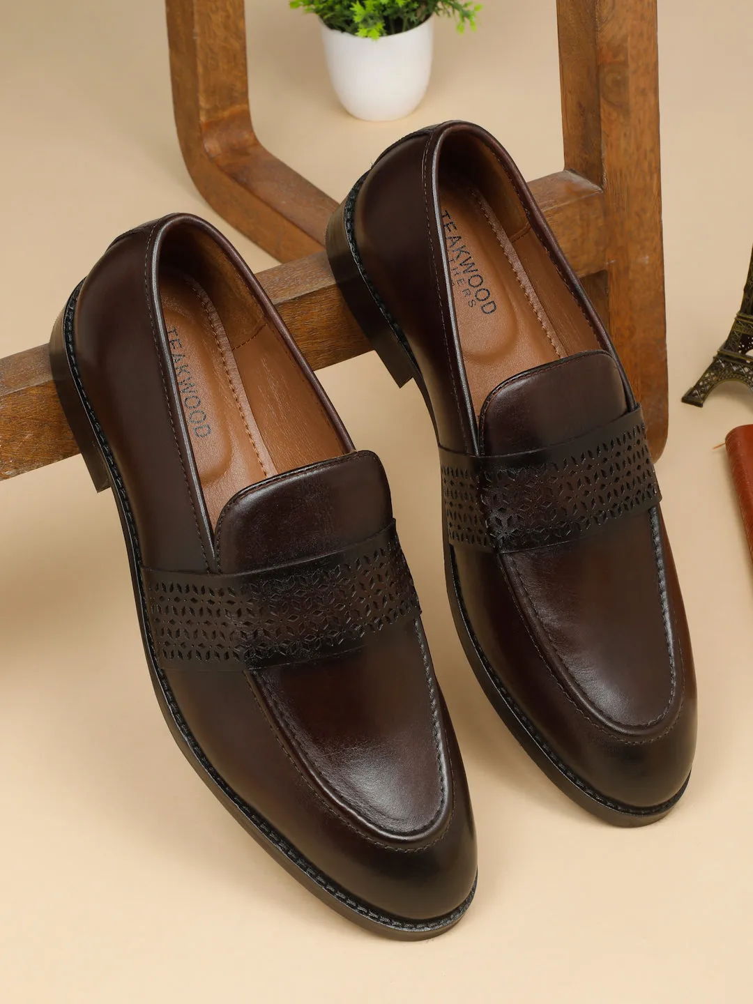 Men's Brown Solid Leather Slip-on shoes