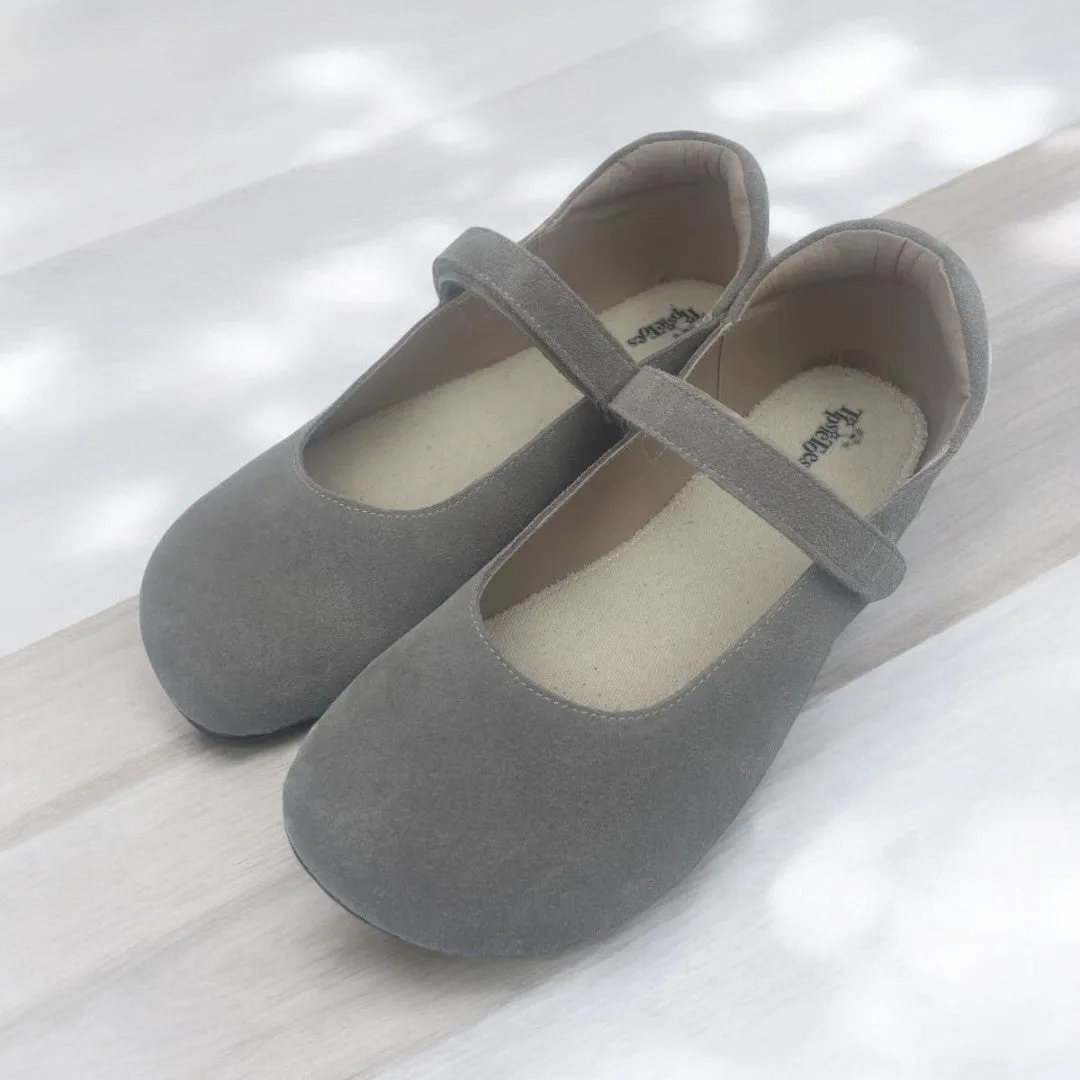 Tipsietoes Barefoot Suede Flats – Designed for Healthy Feet