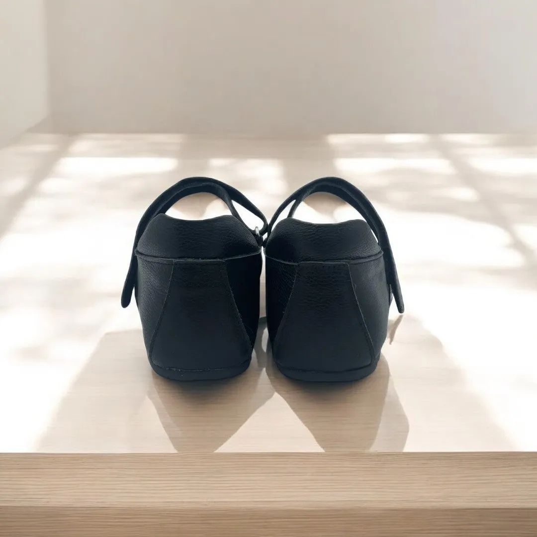 Tipsietoes Barefoot Suede Flats – Designed for Healthy Feet